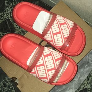 Ugg slides